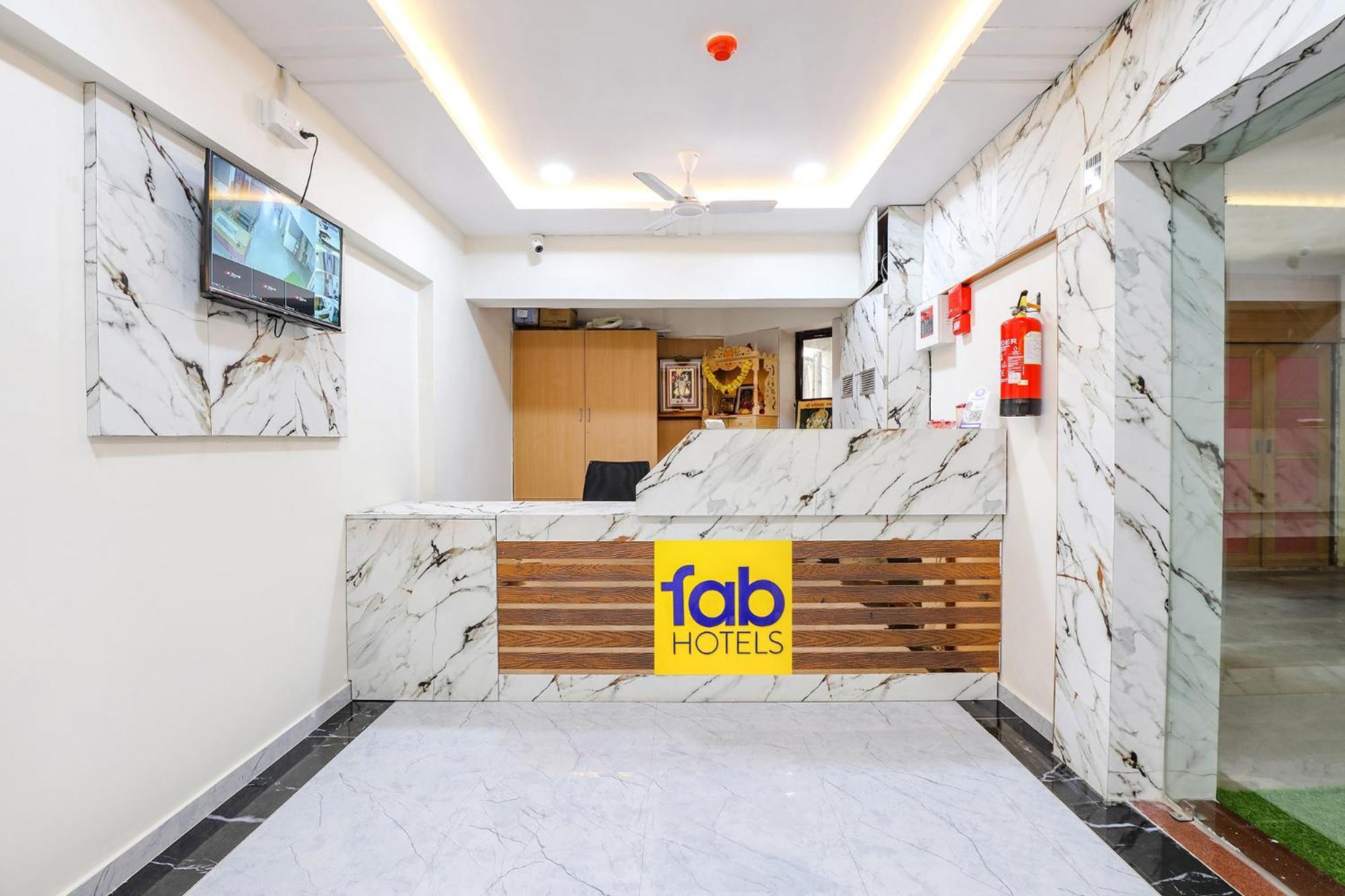 Fabhotel Crystal I - Gandhinagar Kültér fotó